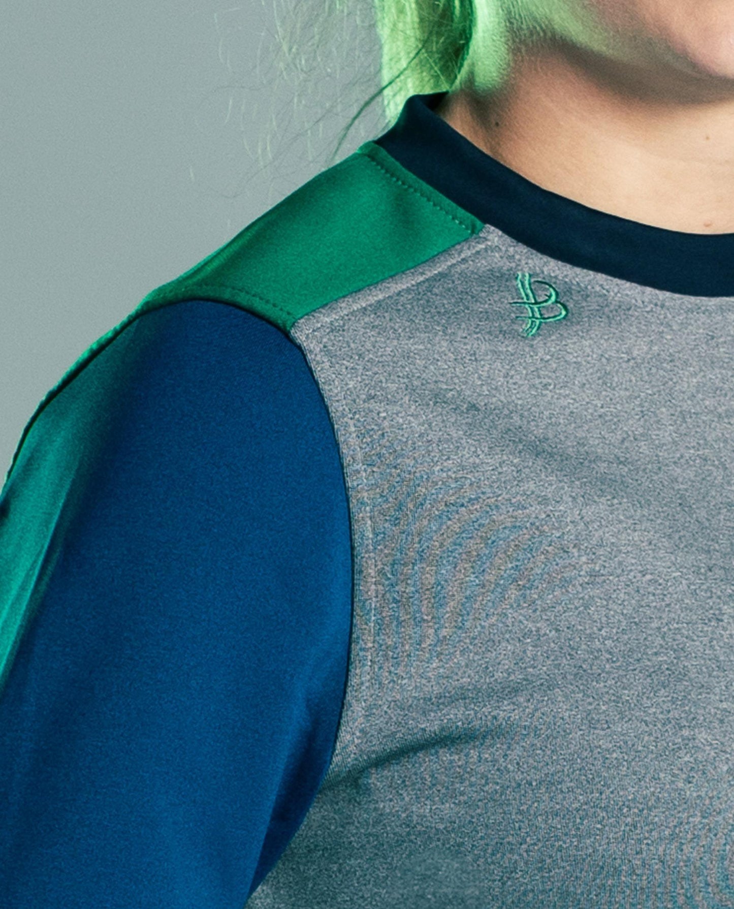 BUA20 Kids Crew Neck (Green) Age 9/10
